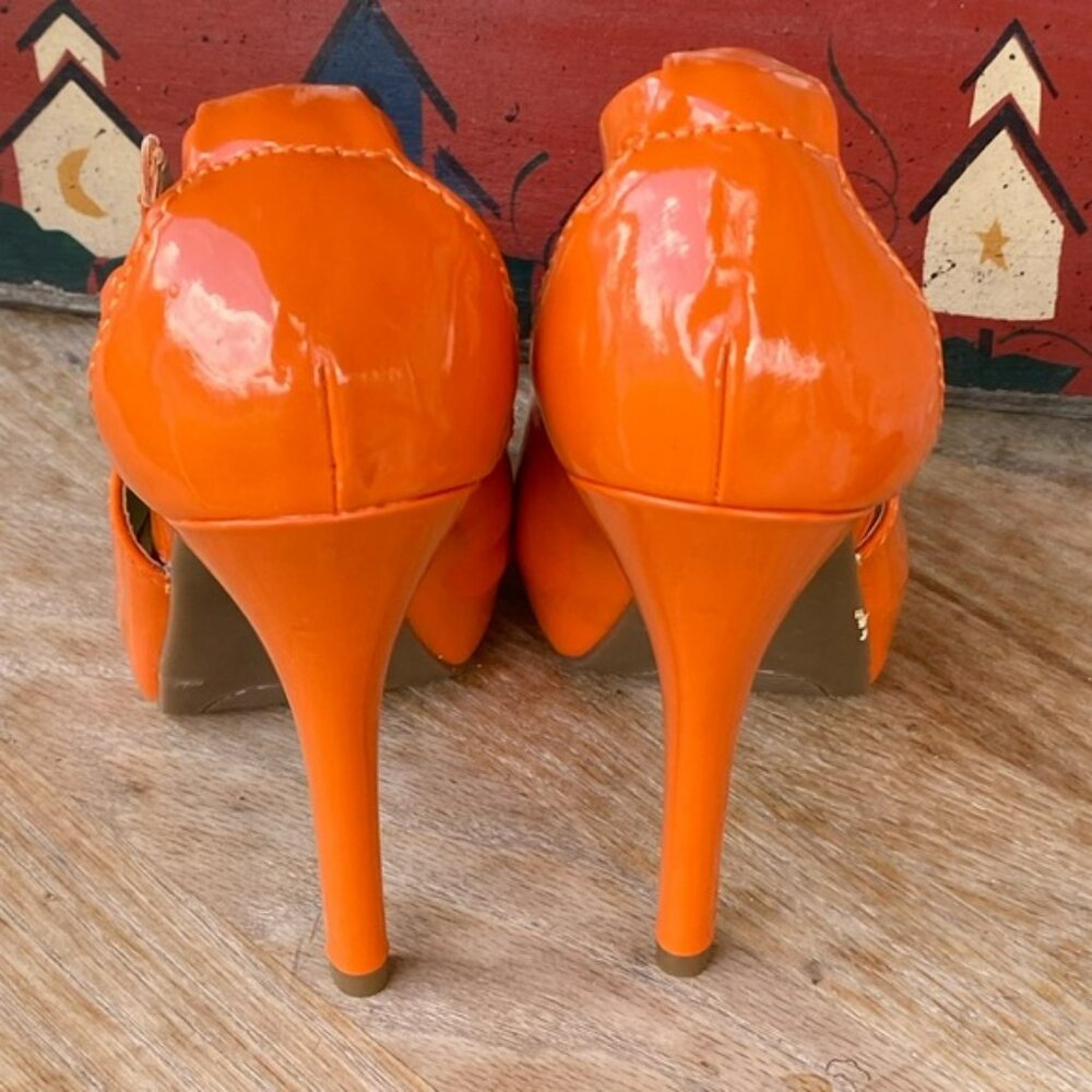 Worthington Kairo Patent Peep-Toe Pumps - Picture 5 of 12